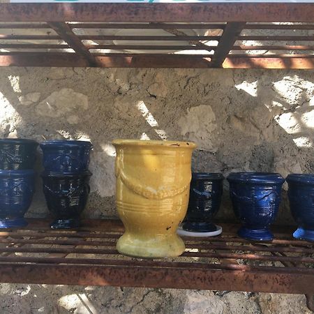 مبيت وإفطار La Figuiere Fontaine De Vaucluse المظهر الخارجي الصورة